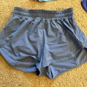 Track that shorts 3”